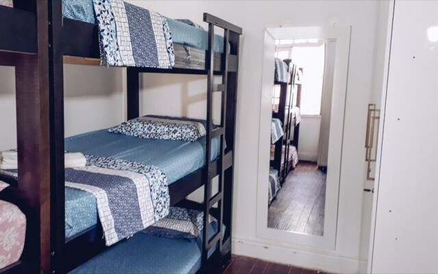 Hostel Santana