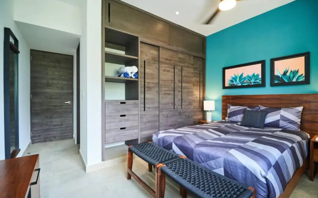 2 Bedroom PH with Rooftop & Jacuzzi in Aldea Zama