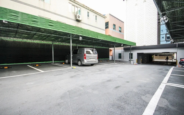 Martin Hotel