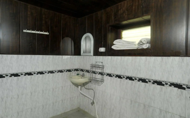 Hotel Kausani Retreat