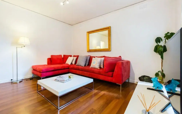 SELENA, 2BDR South Yarra Apartment