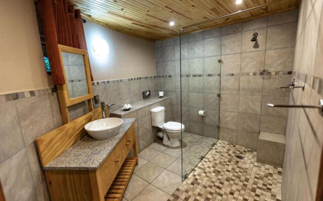 Gooderson DumaZulu Lodge