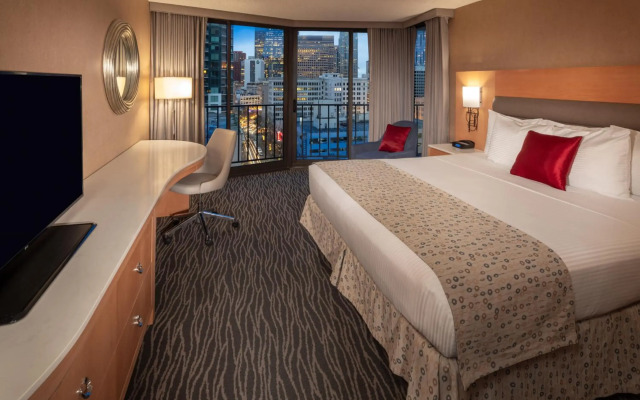 Warwick Seattle