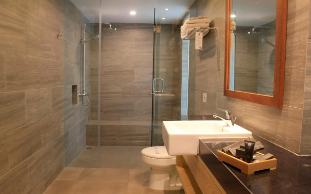 The Cakra Hotel