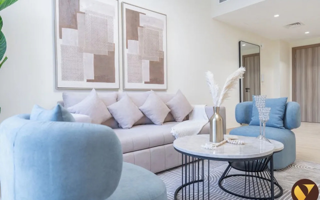 Elegant 2BR Canal View Near Dubai Mall