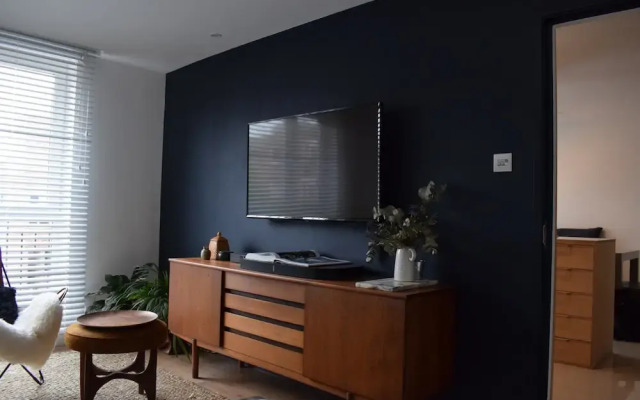 2 Bedroom Apartment in Bethnal Green