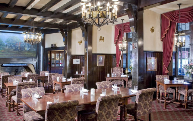 The Red Coach Inn