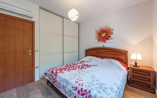 Stunning Home in Vabriga With Wifi and 3 Bedrooms