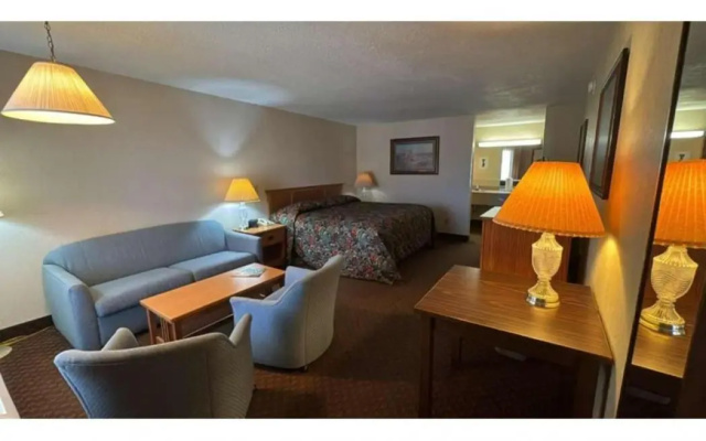 Sundowner Inn Forsyth I 94
