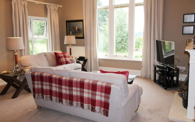 Geltsdale Garden Apartment