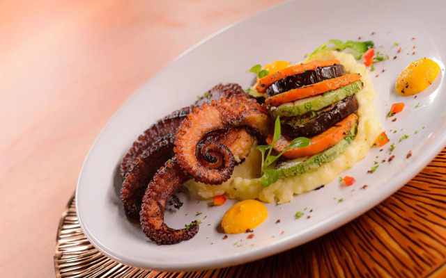 Bahia del Sol Beach Front Boutique Hotel