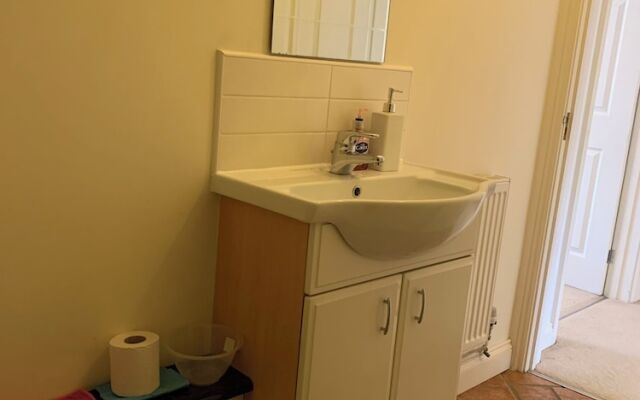 Coventry Charm - Spacious 3 Bedroom House