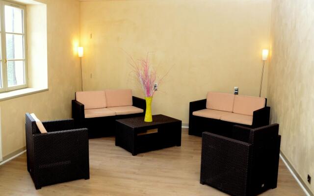 Logis Hotel-Restaurant Saint Romain