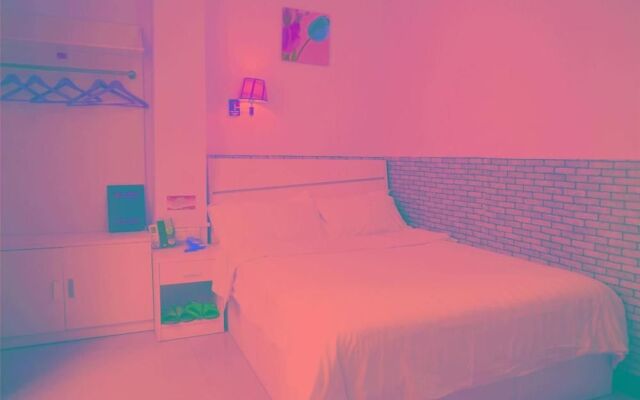 Yijia Motel