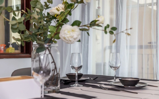 Locals Boutique Apartment Huafa Plaza 35