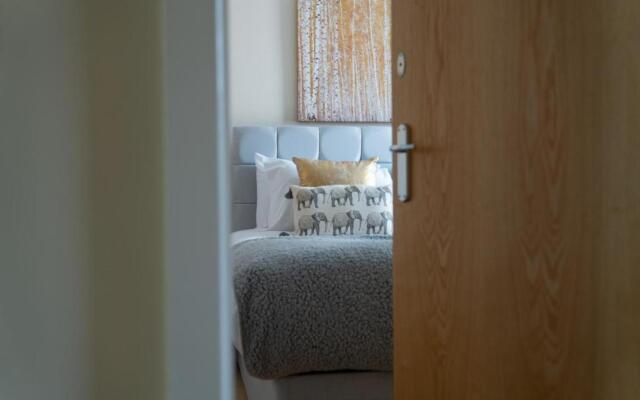Moda Stays - Bell Barn House