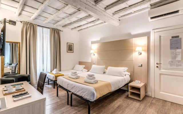 Condotti Inn
