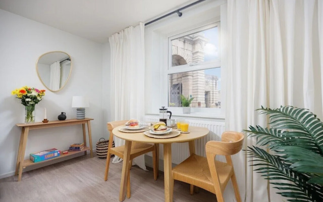 Luxury Ground Floor 2 bed Apartment