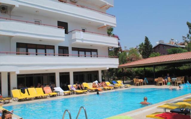 Beyaz Saray Hotel