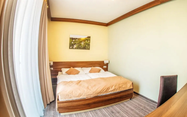 Alexandra Business Hotel