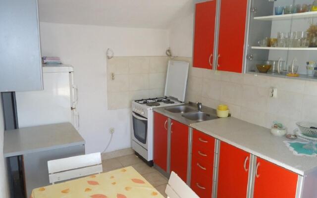 Pava - 15m From the sea - A2
