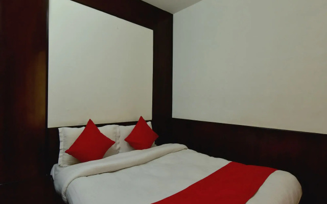 Hotel Whispering River