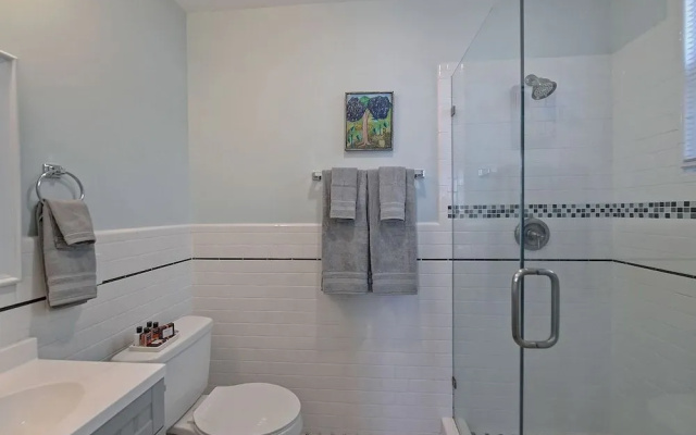 The Home Collection CLT: Lamar Avenue