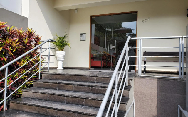 4BR Quiet Apartment Miraflores Larcomar