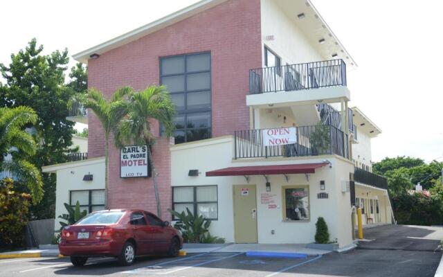 Carls El Padre Motel