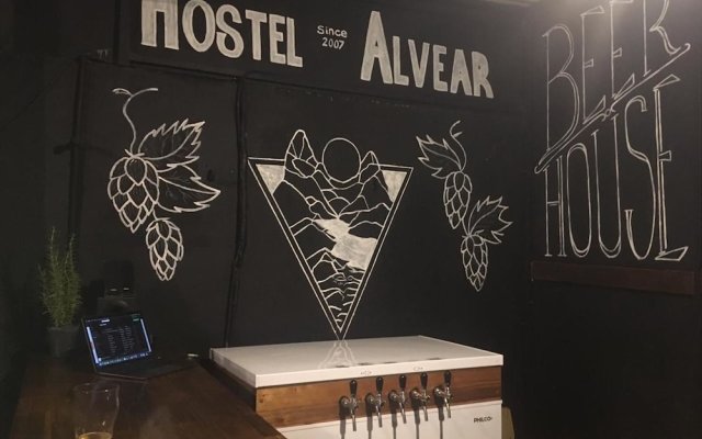 Hostel Alvear