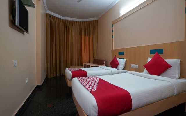 OYO Flagship 19581 Hotel Raj Classic MG Road