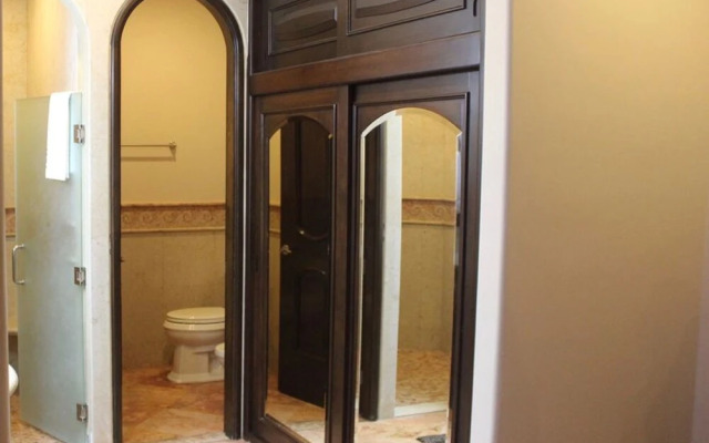 Esmeralda 3BR Jacuzzi EA 101 by Casago