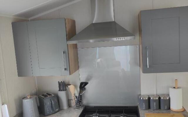 Static caravan J2, The fairway holiday park