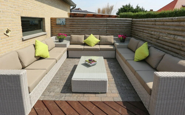 Splendid Villa in Middelkerke with Sauna, Hot Tub, Terrace