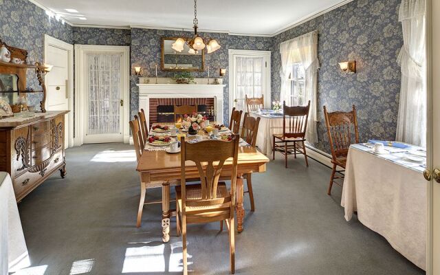 Thorncroft Inn