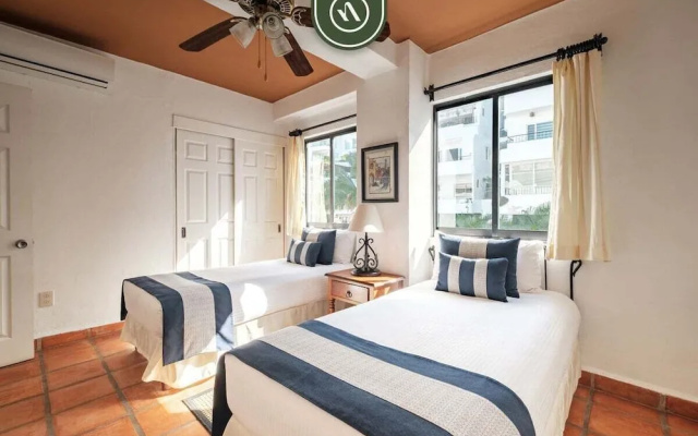 Amazing 2 BR Condo - Partial Oceanview - Pool