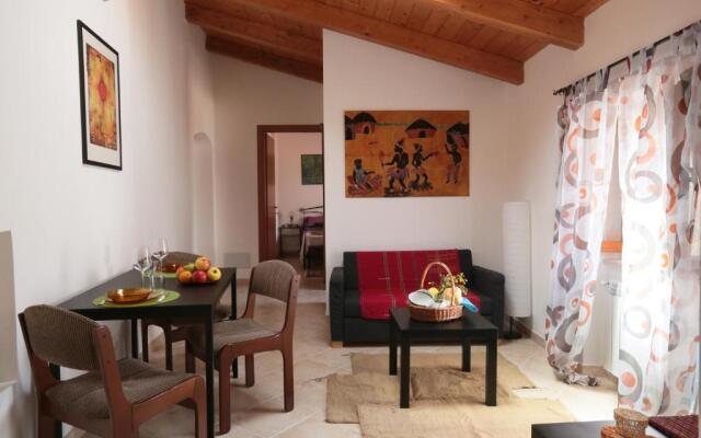 Freshwater Pirates Apt #19