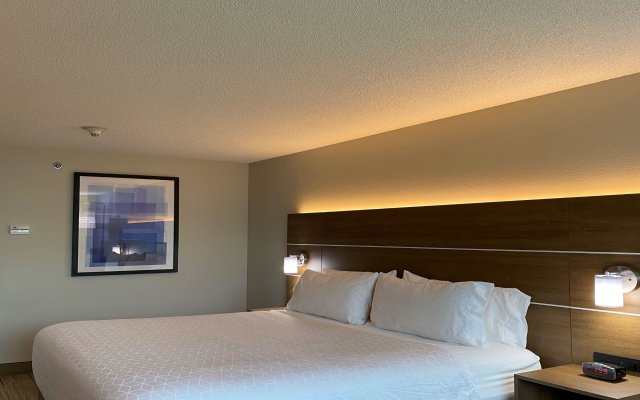 Holiday Inn Express & Suites Somerset Central, an IHG Hotel