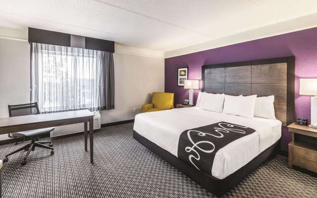 La Quinta Inn & Suites by Wyndham Austin Airport