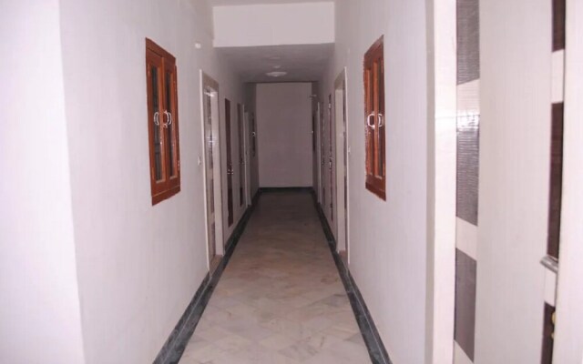 Viren Plaza Agra by Goroomgo