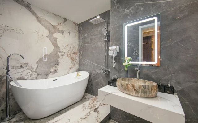 Romeo Hotel Linh Dam 1 - by BAY LUXURY