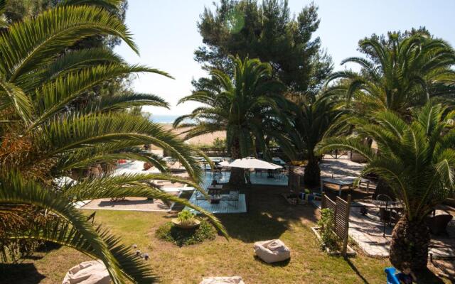 Pyrgos Bungalows