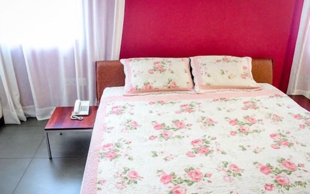 Maxlot Hotel