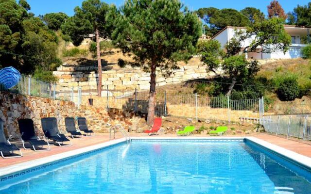 Santa Maria de Llorell Holiday Houses