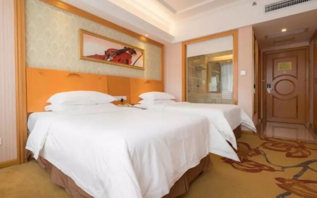 Vienna Hotel Shenzhen Gongming Nanhuan Road