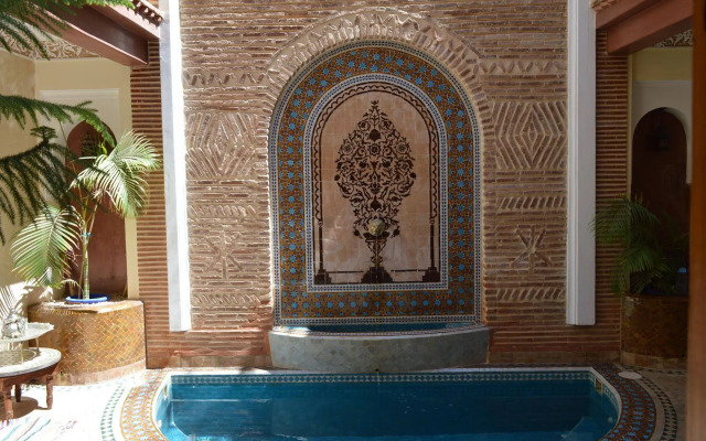 Riad Bonheur