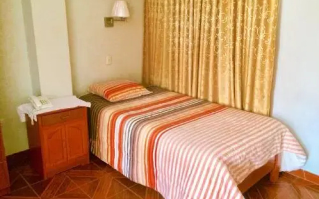 Hostal Residencial Lino
