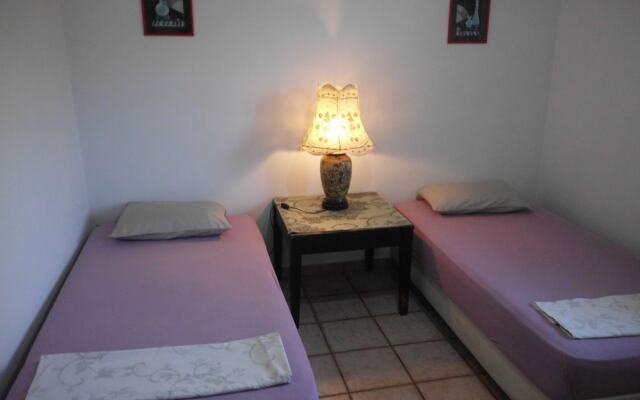 Toms House 4 in Felekas