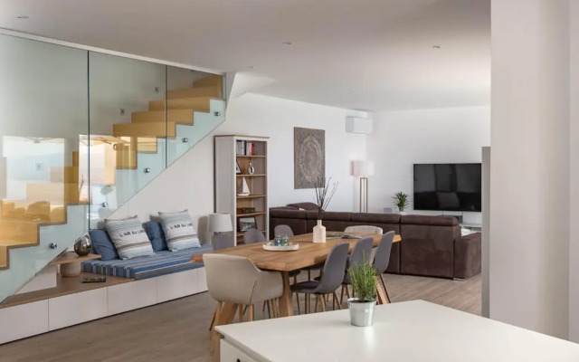 Luxury Villa Dana Indoor Pool and Sauna