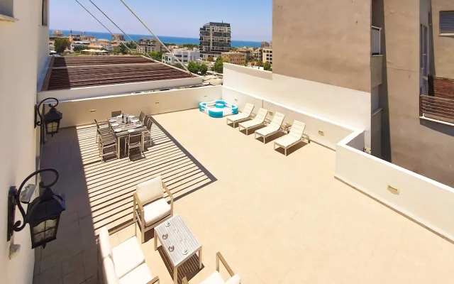 2BDR Roof Top Sea View Neve Tsedek TL56
